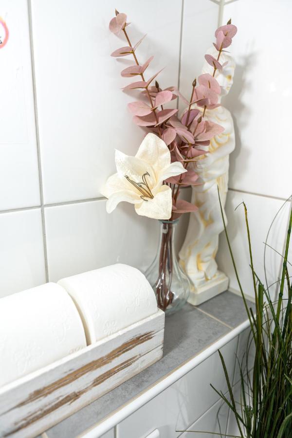 #2 Grosses Zimmer Mit Pool Und Garten Memmingen Eksteriør billede