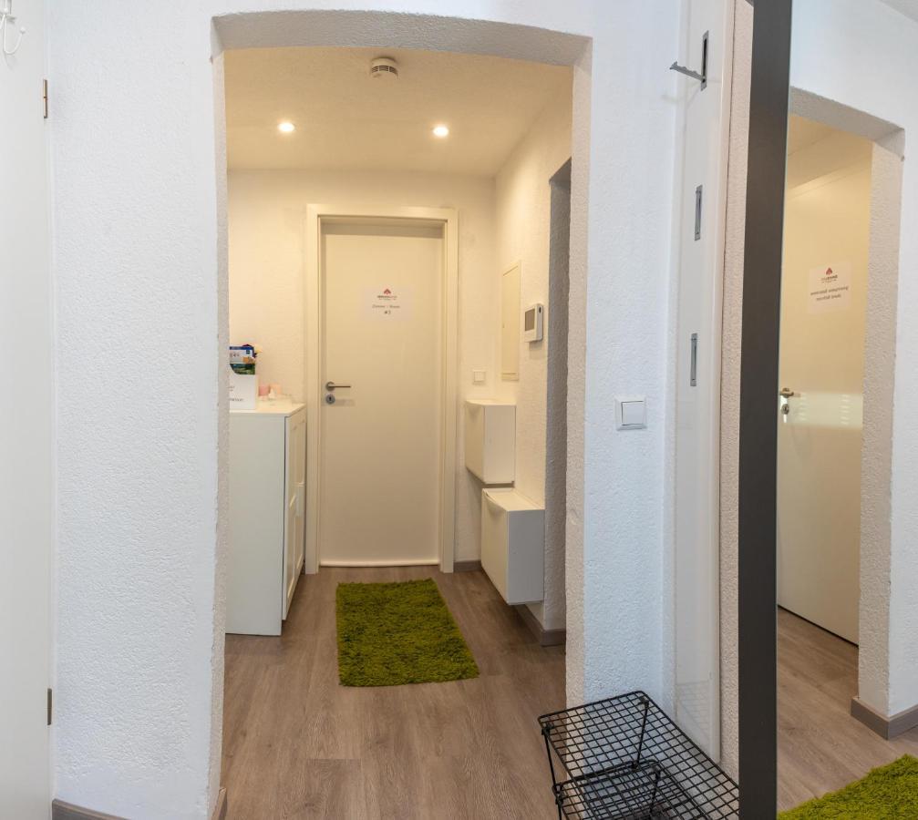 #2 Grosses Zimmer Mit Pool Und Garten Memmingen Eksteriør billede